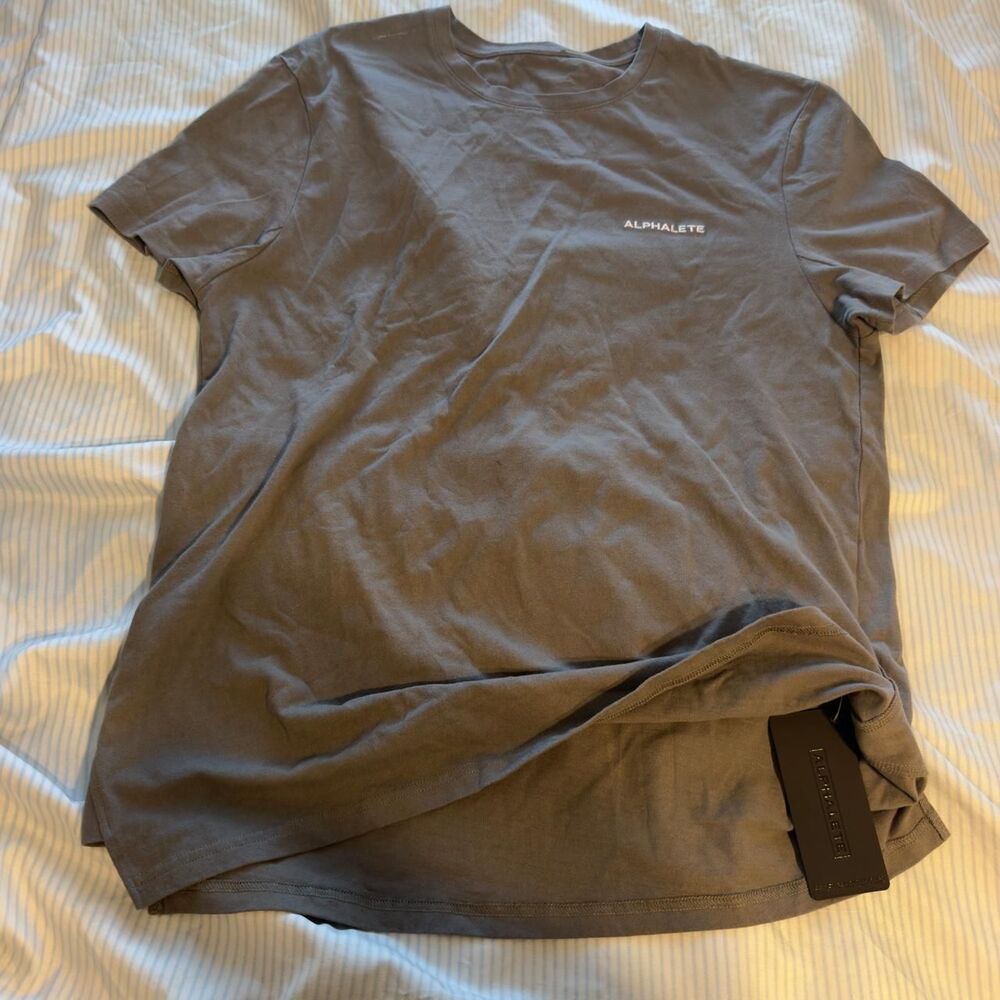 Alphalete grey cotton t-shirt #athleisure #fitness